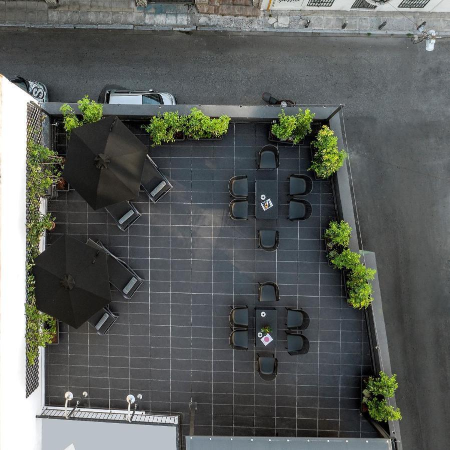 Nin&Bau Sarri 2 Hotel Athén Kültér fotó